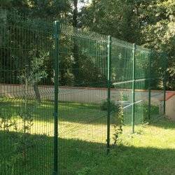 soyez vigilant lors de la peinture de votre grillage rigide – clotures-grillages.com